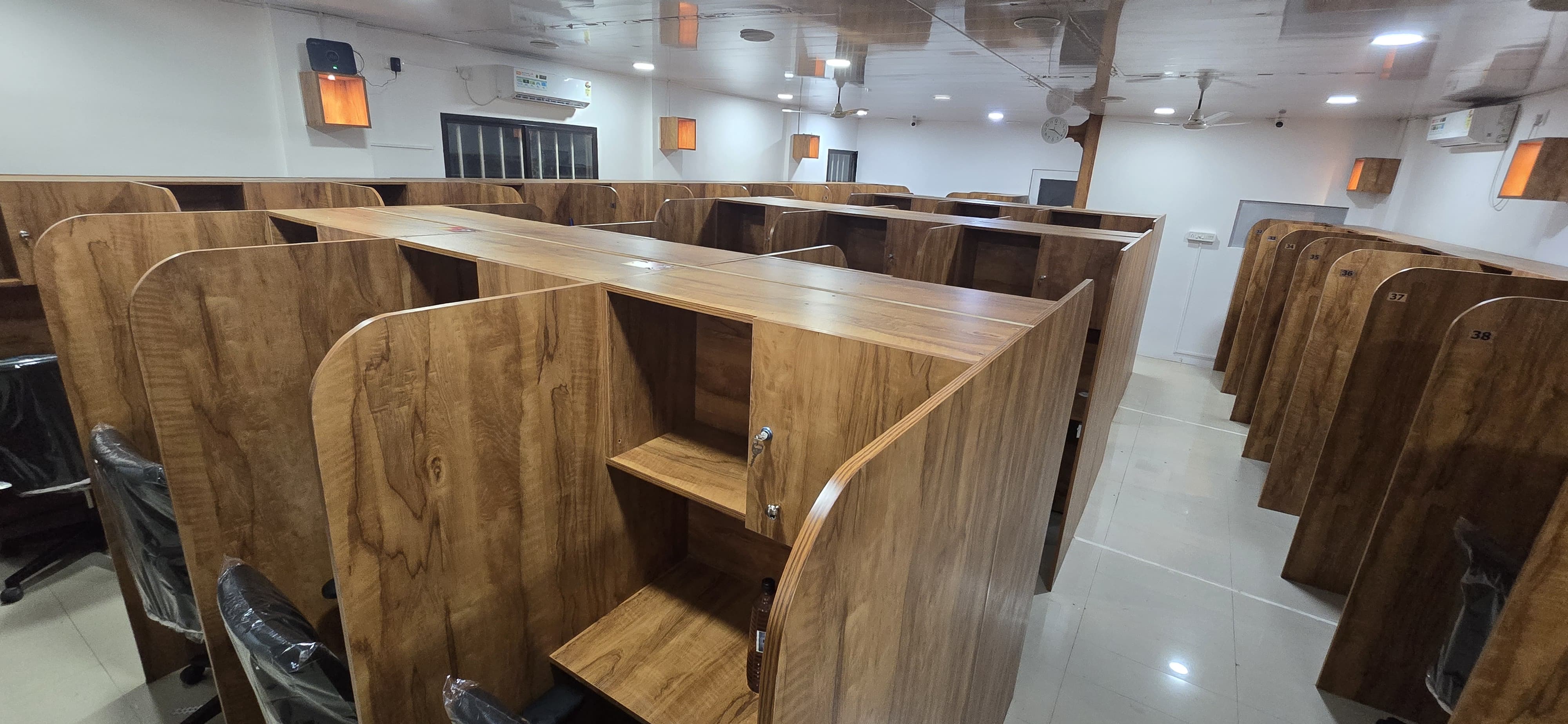 Aspire Zone interior